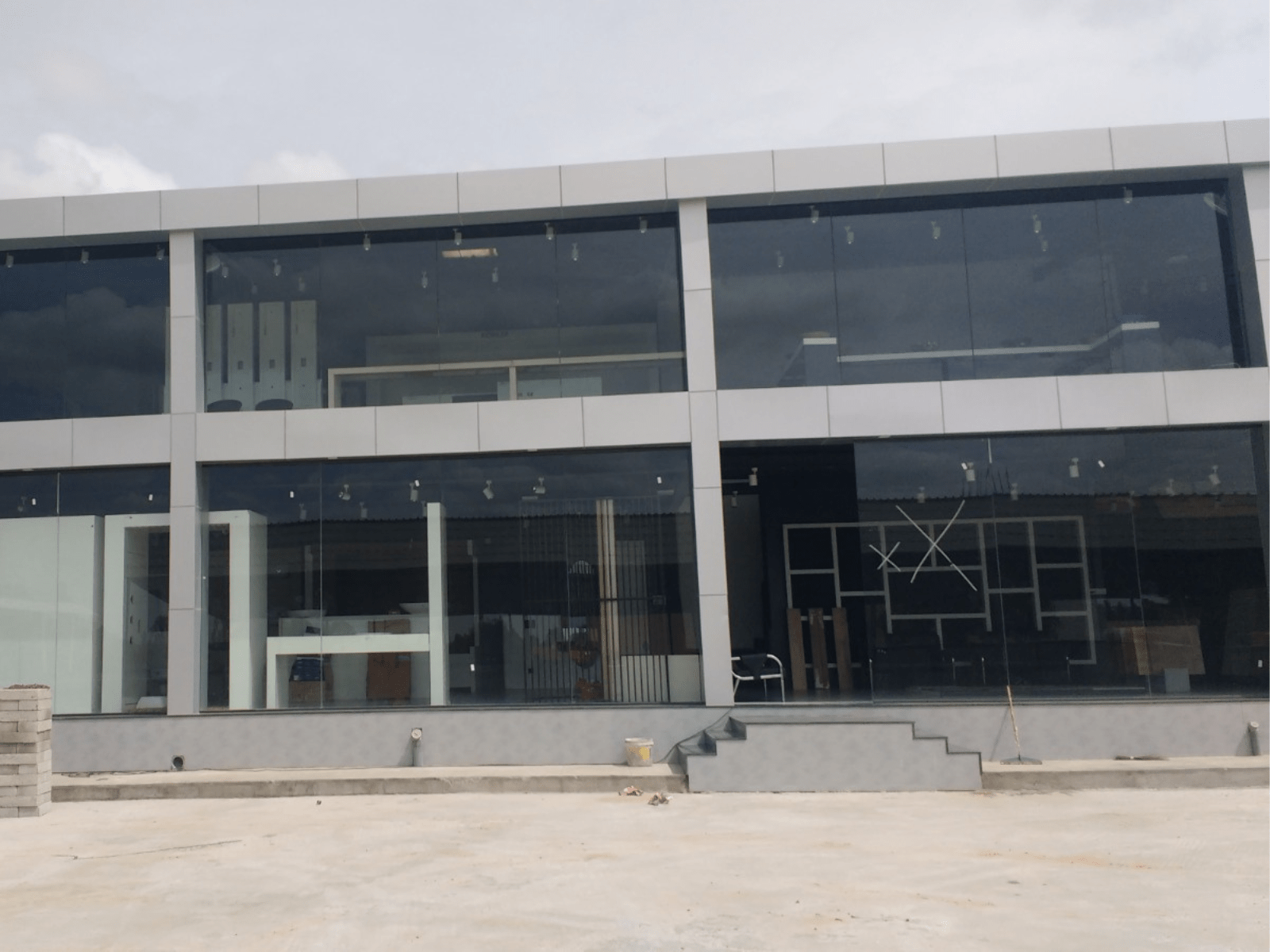 PEB - Showrooms